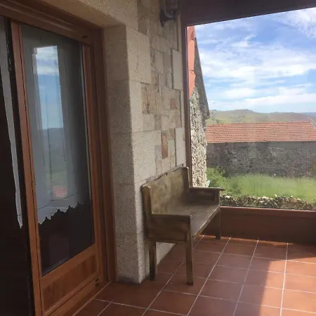 Fraga De Pitoes * Pitoes das Junias