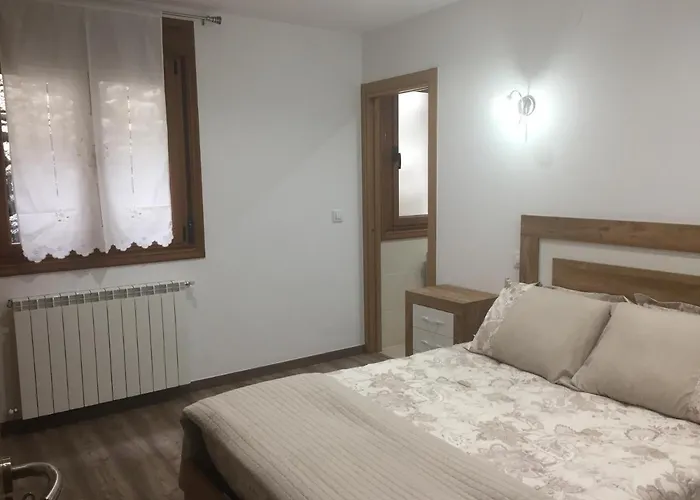 Fraga De Pitoes Pitoes das Junias